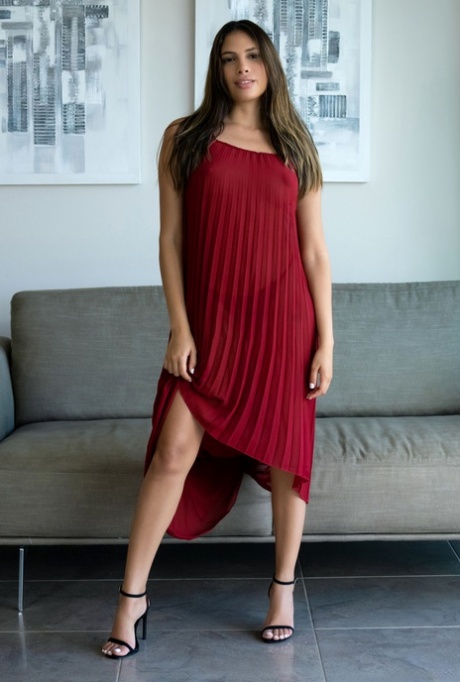 Dumlupinar VIP Eşlik Hizmeti: Bağımsız Model Isabella